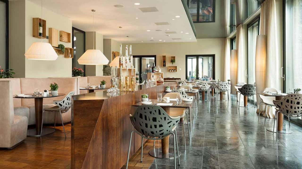 Campus Hotel Hertenstein Weggis Eksteriør billede